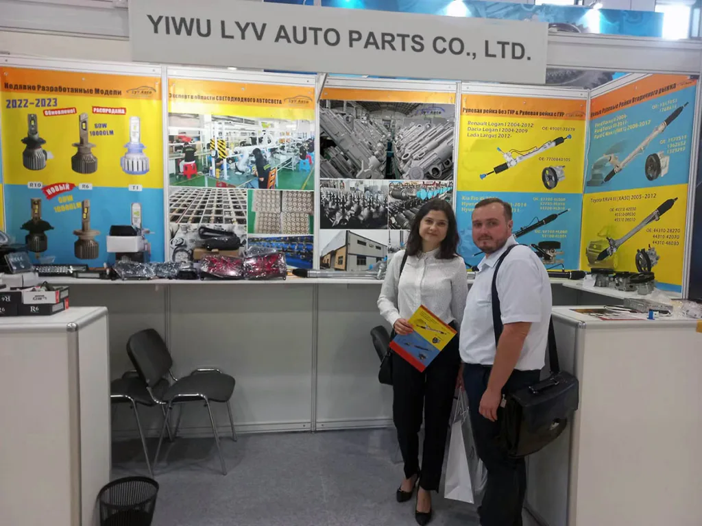 Russian customers took photos at LYV AUTO's booth in expos Automechanika MIMS MOSCOW